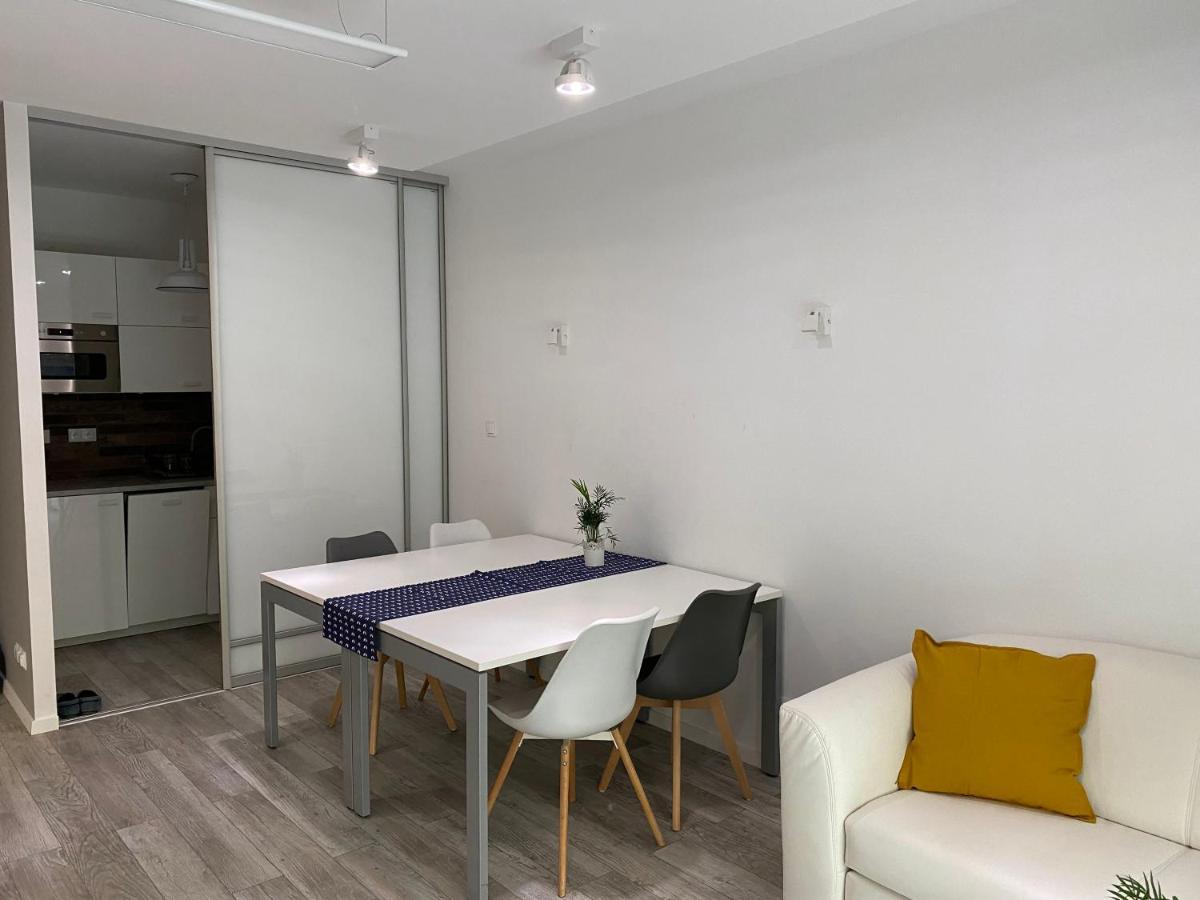 Apartament Dobry Dom Warszawa Bagian luar foto