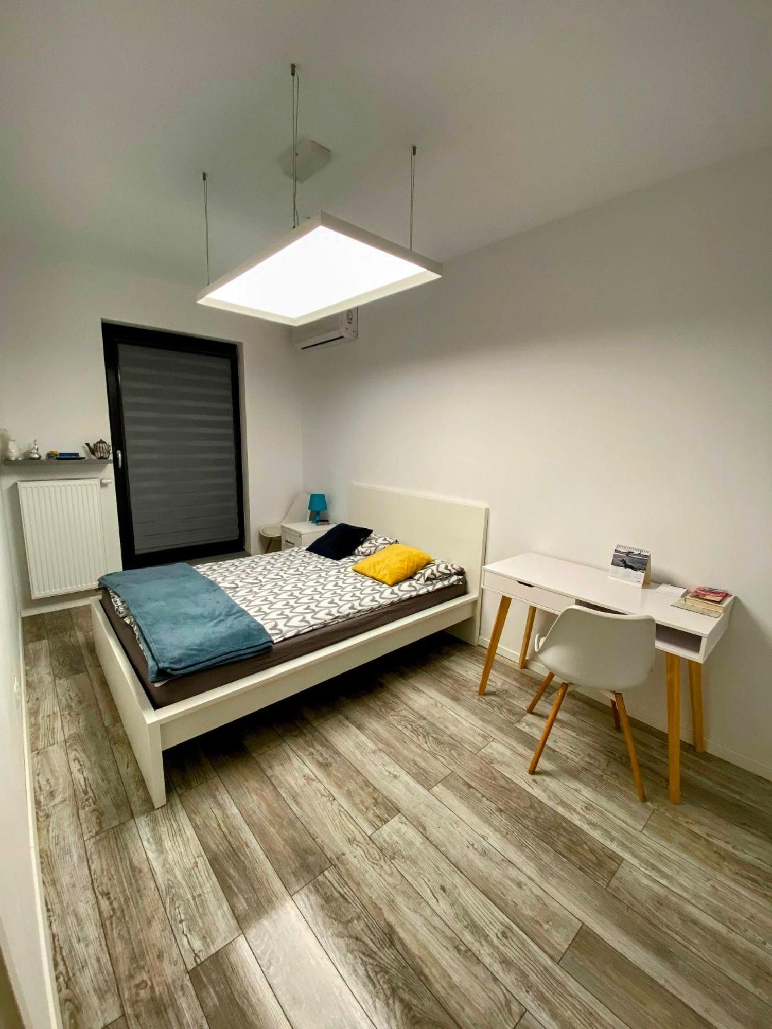 Apartament Dobry Dom Warszawa Bagian luar foto